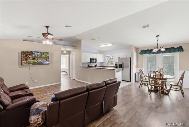 3220 E Rogers Street, Inverness, FL 34453
