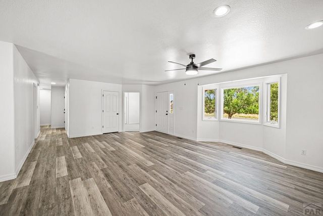963 S Bayonne Dr, Pueblo West, CO 81007