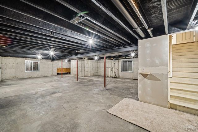 963 S Bayonne Dr, Pueblo West, CO 81007