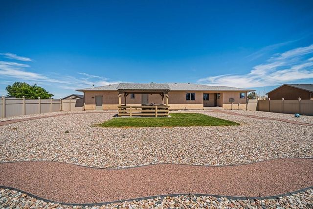 963 S Bayonne Dr, Pueblo West, CO 81007
