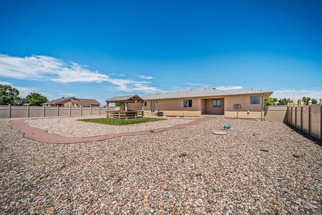 963 S Bayonne Dr, Pueblo West, CO 81007
