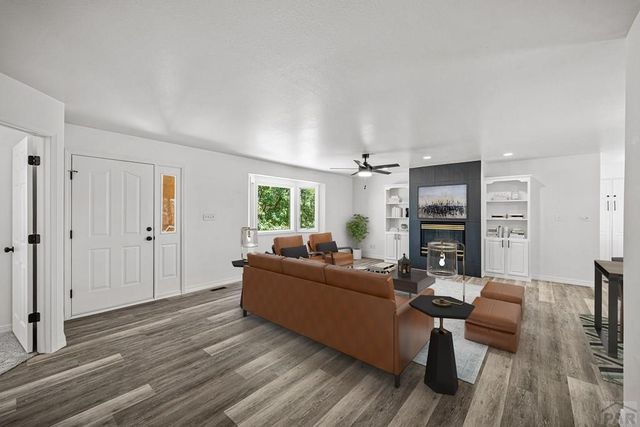 963 S Bayonne Dr, Pueblo West, CO 81007