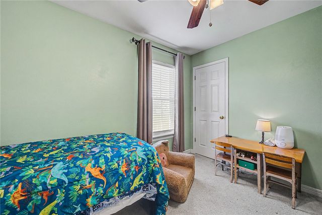 813 SW Cheyenne Drive, Bentonville, AR 72712