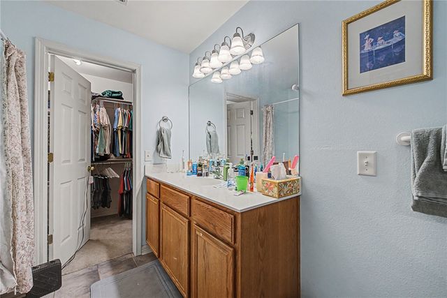 813 SW Cheyenne Drive, Bentonville, AR 72712