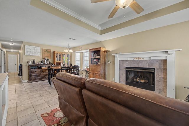 813 SW Cheyenne Drive, Bentonville, AR 72712