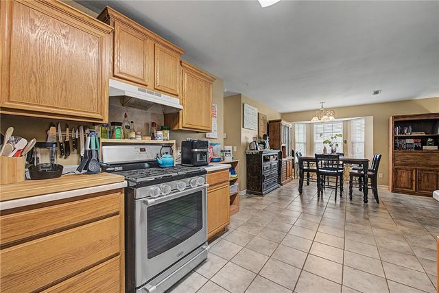 813 SW Cheyenne Drive, Bentonville, AR 72712