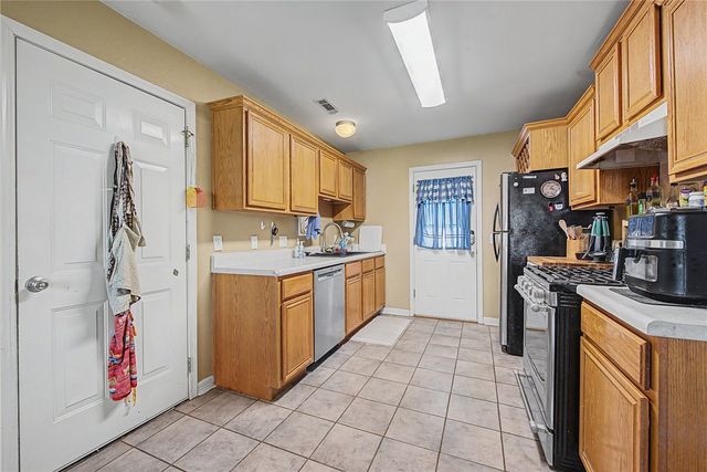 813 SW Cheyenne Drive, Bentonville, AR 72712