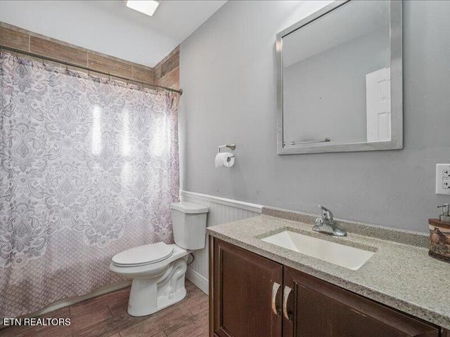 307 N Niota Rd, Englewood, TN 37329