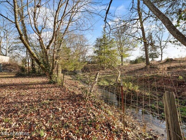 307 N Niota Rd, Englewood, TN 37329