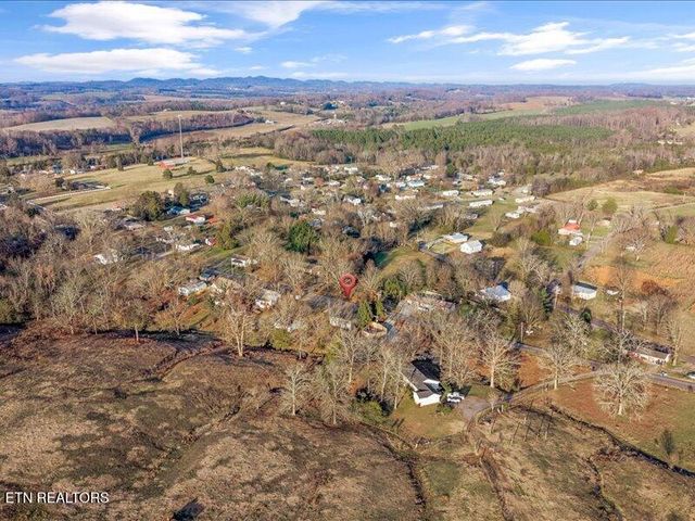 307 N Niota Rd, Englewood, TN 37329