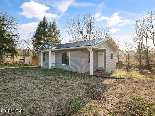 307 N Niota Rd, Englewood, TN 37329