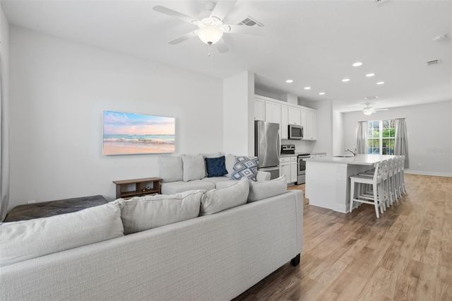 15519 HONEYBELL DRIVE, Winter Garden, FL 34787