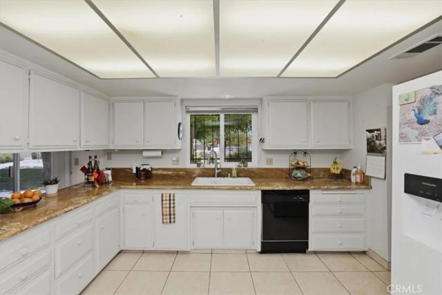 1155 N Lyon, Hemet, CA 92543