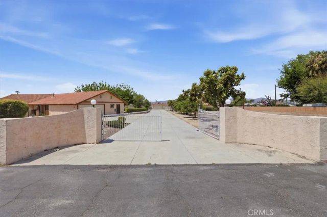 1155 N Lyon, Hemet, CA 92543