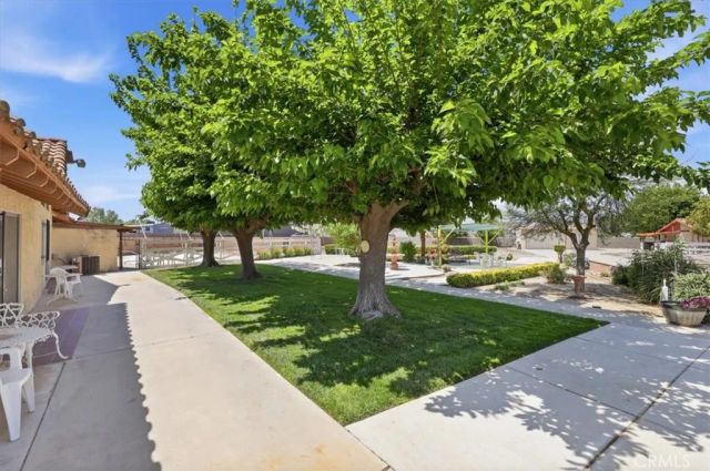 1155 N Lyon, Hemet, CA 92543