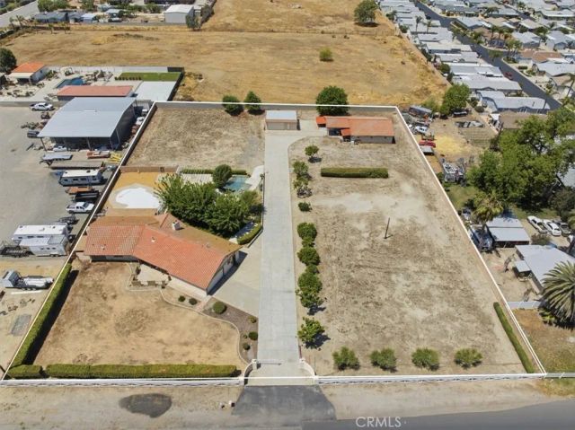 1155 N Lyon, Hemet, CA 92543