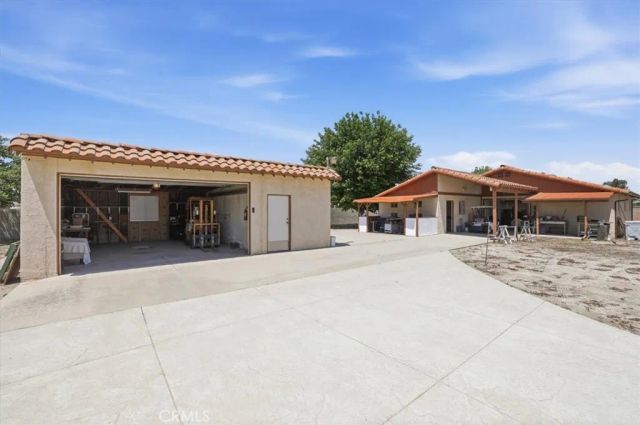 1155 N Lyon, Hemet, CA 92543