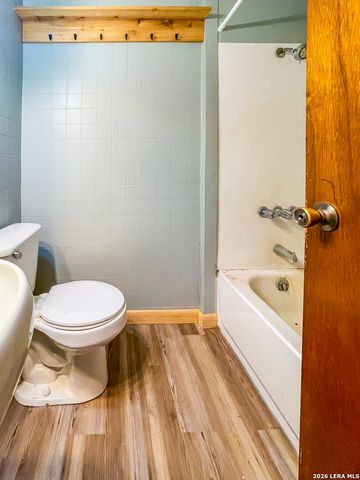 1001 Avenue B, Beeville, TX 78102