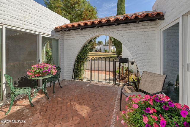 719 W LAS LOMITAS Road, Tucson, AZ 85704