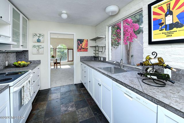 719 W LAS LOMITAS Road, Tucson, AZ 85704