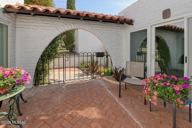 719 W LAS LOMITAS Road, Tucson, AZ 85704
