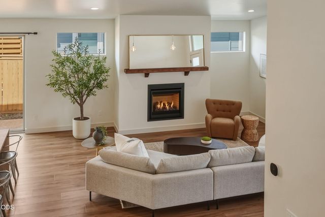 63108 NE Iner Loop, Bend, OR 97701