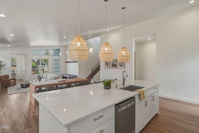 63108 NE Iner Loop, Bend, OR 97701