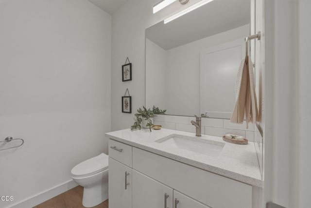 63108 NE Iner Loop, Bend, OR 97701