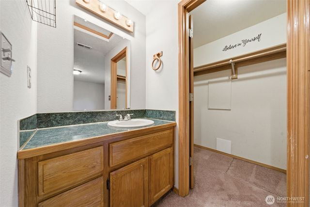 15807 NE Noble Street, Vancouver, WA 98682