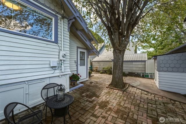 123 NW 8th Street, Pendleton, OR 97801