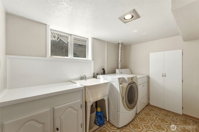 123 NW 8th Street, Pendleton, OR 97801