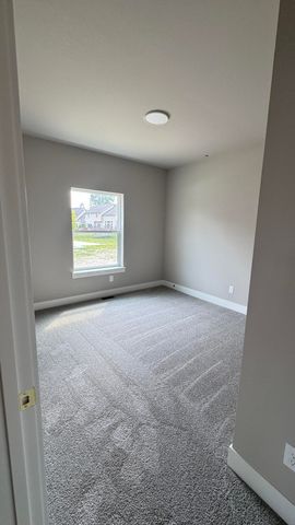 30821 Lower Ridge Drive, New Boston, MI 48164