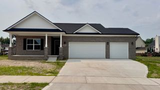 30821 Lower Ridge Drive, New Boston, MI 48164
