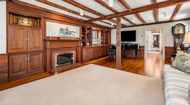 58 Osgood St, North Andover, MA 01845