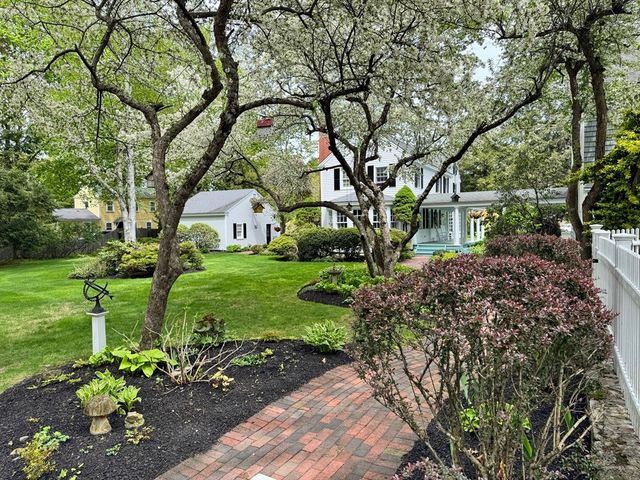 58 Osgood St, North Andover, MA 01845