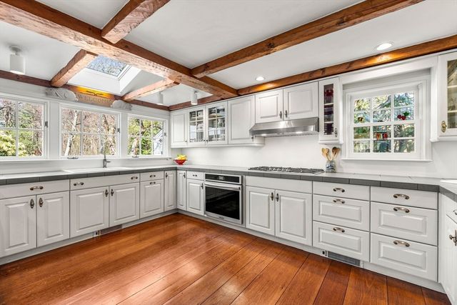 58 Osgood St, North Andover, MA 01845