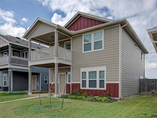 405 Charter Oak DR, Hutto, TX 78634