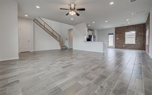 405 Charter Oak DR, Hutto, TX 78634