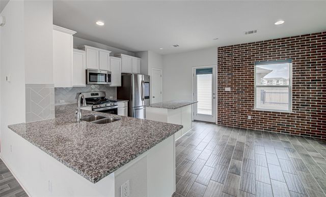 405 Charter Oak DR, Hutto, TX 78634
