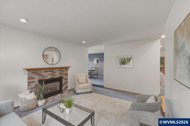 1075 NW Charlemagne Pl, Corvallis, OR 97330