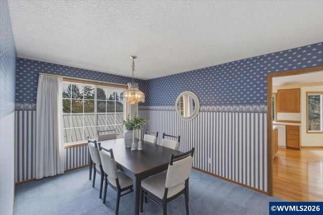 1075 NW Charlemagne Pl, Corvallis, OR 97330