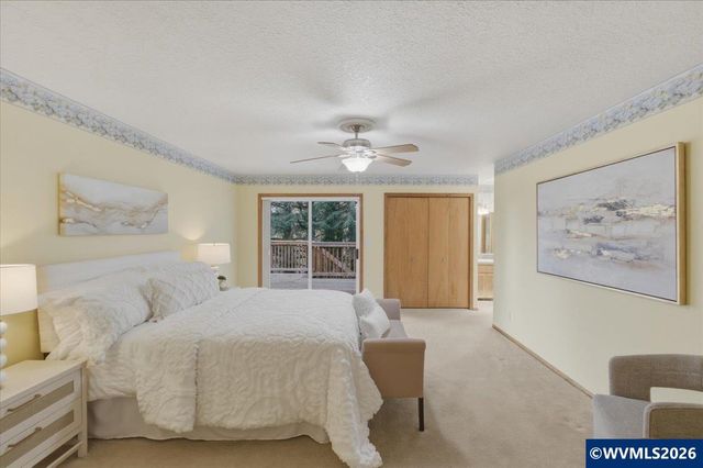 1075 NW Charlemagne Pl, Corvallis, OR 97330