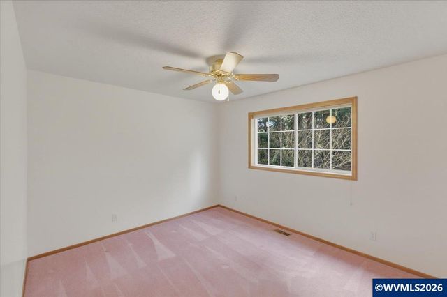 1075 NW Charlemagne Pl, Corvallis, OR 97330