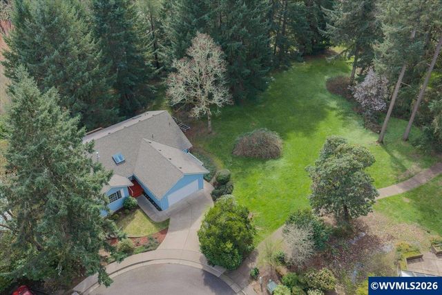 1075 NW Charlemagne Pl, Corvallis, OR 97330
