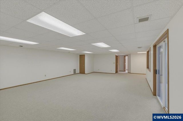 1075 NW Charlemagne Pl, Corvallis, OR 97330