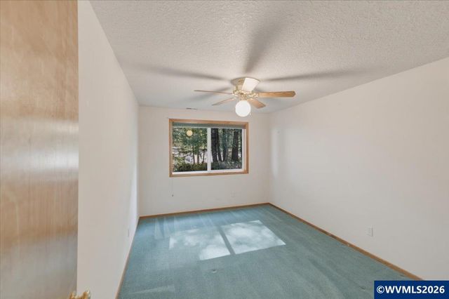 1075 NW Charlemagne Pl, Corvallis, OR 97330