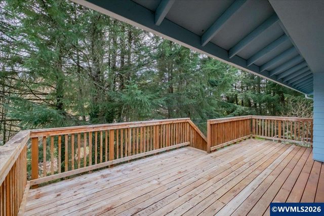 1075 NW Charlemagne Pl, Corvallis, OR 97330