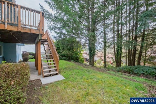 1075 NW Charlemagne Pl, Corvallis, OR 97330