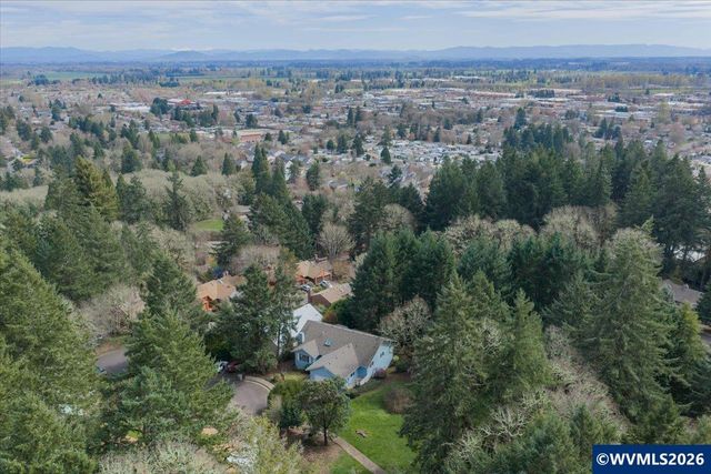 1075 NW Charlemagne Pl, Corvallis, OR 97330