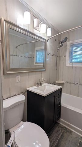 10901 BRISTOL Terrace, Kansas City, MO 64134